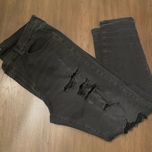 Men’s Fashion Nova jeans. Black distressed. Size 42